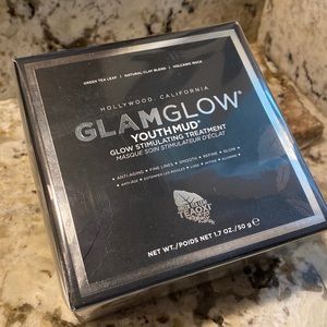 GLAMGLOW YOUTH MUD